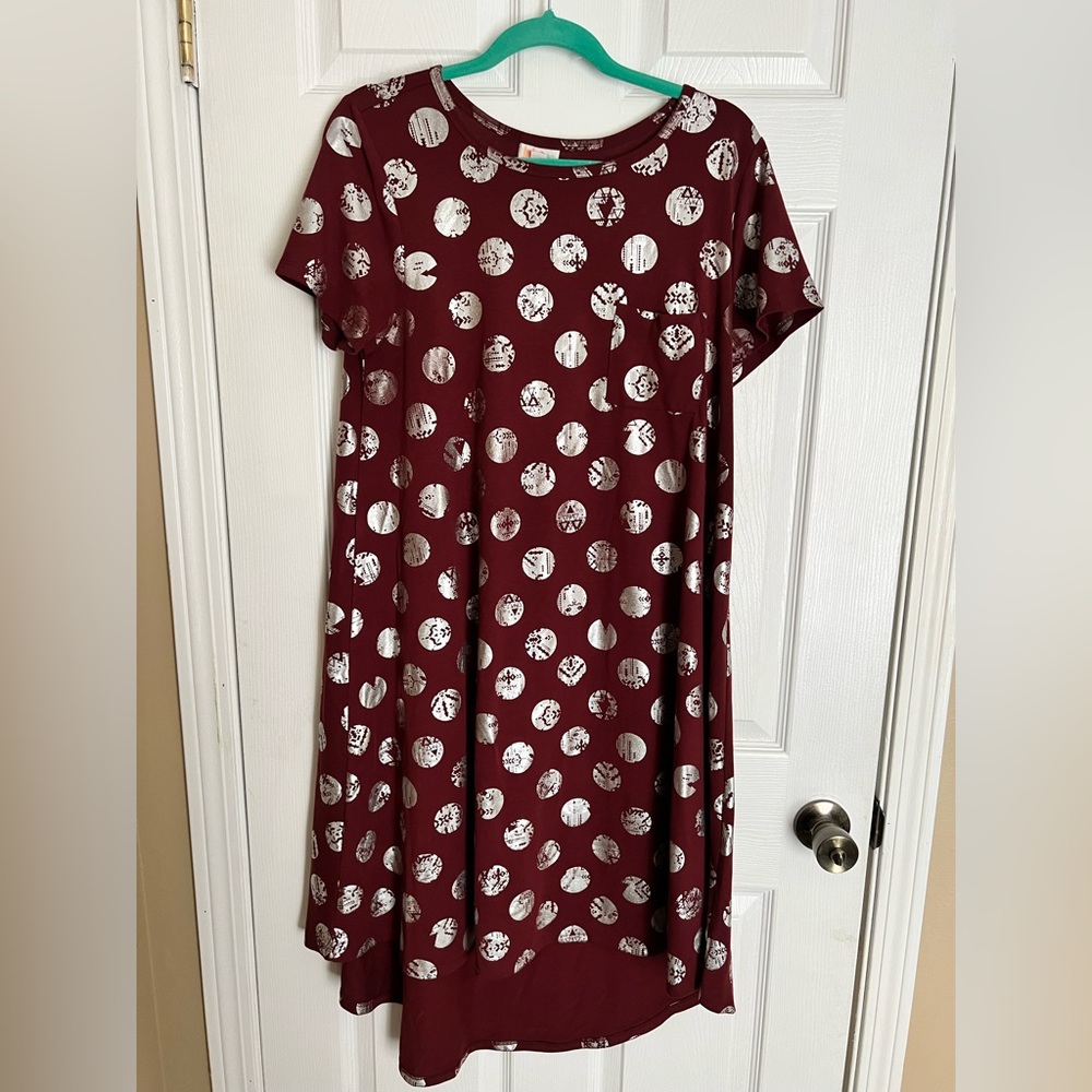 Elegant M LuLaRoe Carly